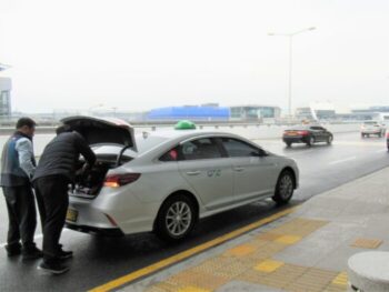 韓国　タクシー　日本人　料金割増